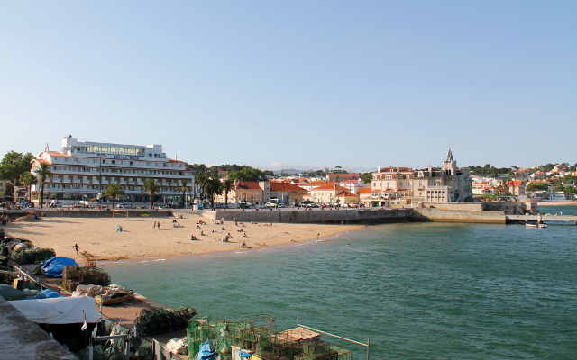 Cascaisin keskustan ranta. 