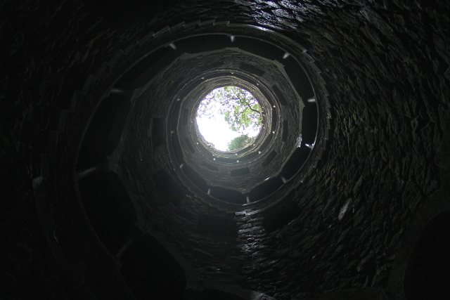 initiaatiokaivo alhaalta