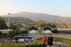 Chiang Main kasvitieteellisen puutarhan näkymät. 