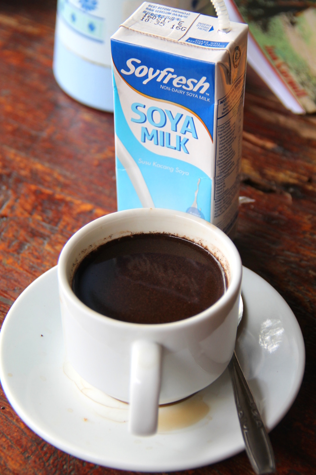 Ostin kaupasta soijamaidot aamukahveilleni. 