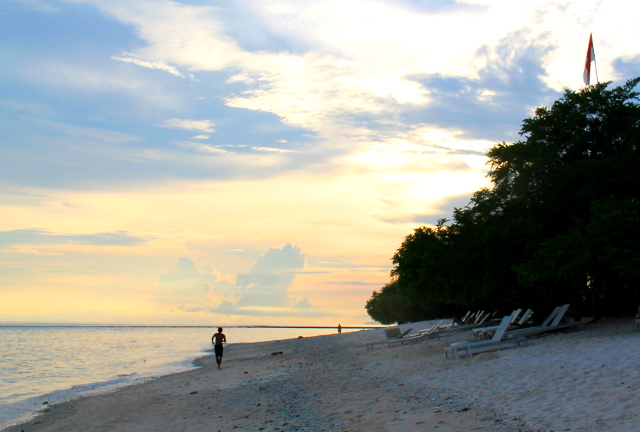 auringonlasku-gili-trawanganilla