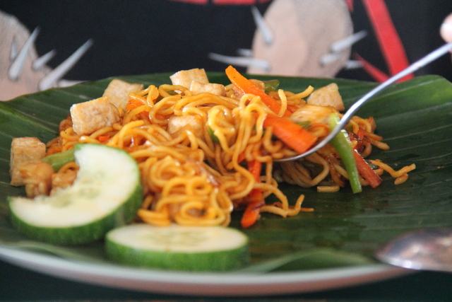 Mie goreng eli paistetut nuudelit. 