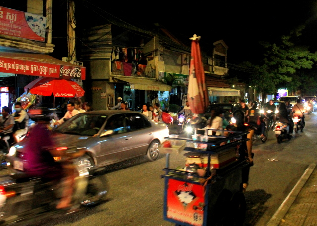 phnom-penhin-iltaliikennetta
