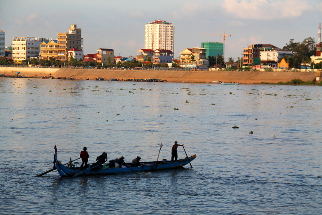 vene-joessa-phnom-penh