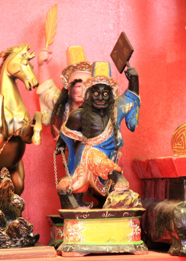 patsas-kiinalaistemppelissa-2